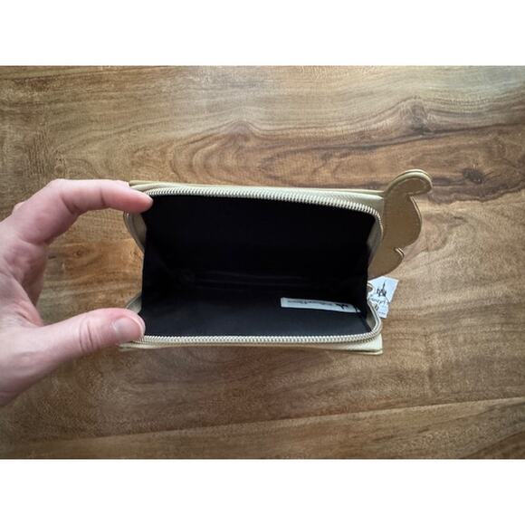 Disney Parks Alice in Wonderland Doorknob Coin Wallet w/ Key Zipper Retired- New - Picture 5 of 6